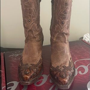 Luchesse Boots Women’s Size 7